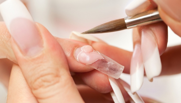 Curso De Uñas Esculpidas En Acrílico, En Gel Y Decorativas